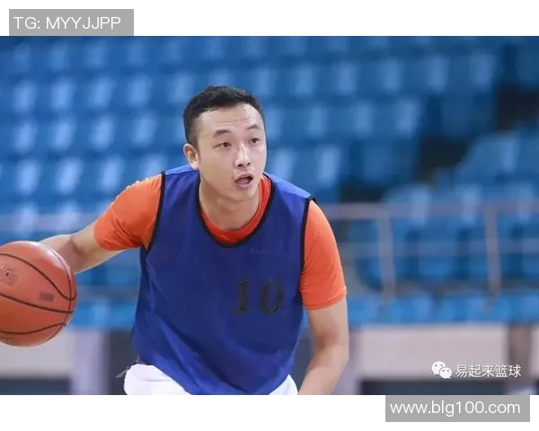 水中小姚明展现非凡泳技与篮球天赋的完美结合